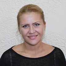 Елена Гарштя